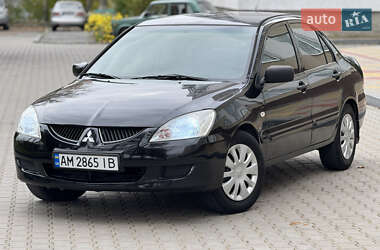 Седан Mitsubishi Lancer 2005 в Звягеле