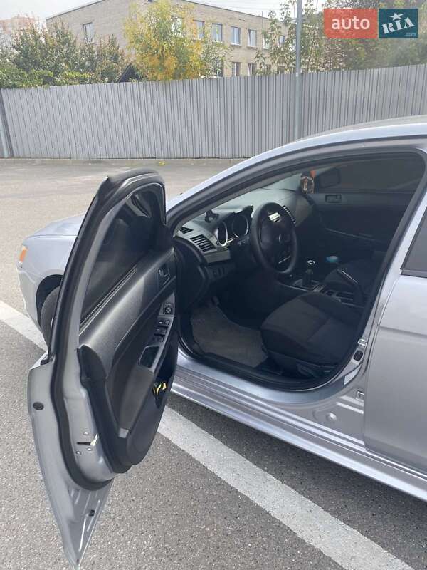 Седан Mitsubishi Lancer 2007 в Харькове фото 3 Седан Mitsubishi Lancer 2007 в Харькове