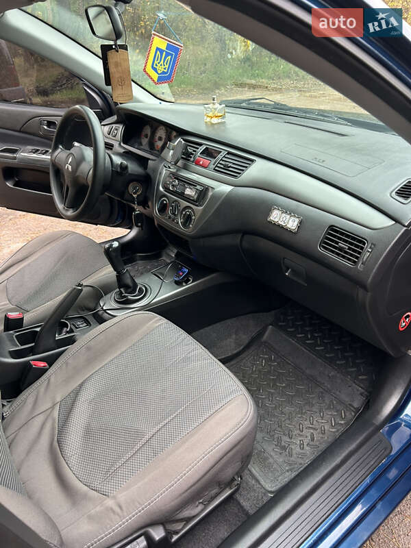 Седан Mitsubishi Lancer 2008 в Киеве фото 24 Седан Mitsubishi Lancer 2008 в Киеве