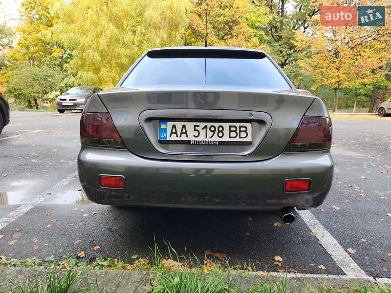 Седан Mitsubishi Lancer 2005 в Києві фото 9 Седан Mitsubishi Lancer 2005 в Києві
