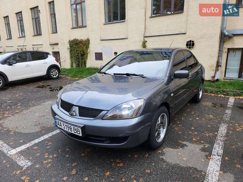 Седан Mitsubishi Lancer 2005 в Києві фото 23 Седан Mitsubishi Lancer 2005 в Києві