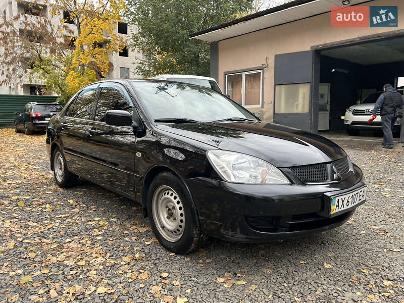 Седан Mitsubishi Lancer 2005 в Харкові