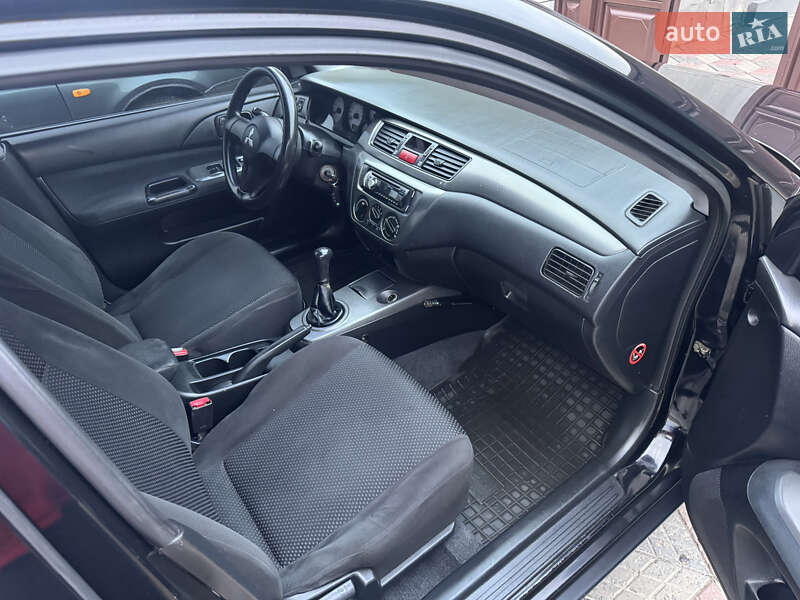 Седан Mitsubishi Lancer 2007 в Краснограде фото 12 Седан Mitsubishi Lancer 2007 в Краснограде