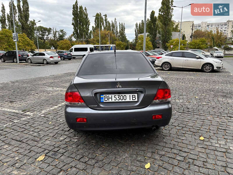 Седан Mitsubishi Lancer 2009 в Одессе