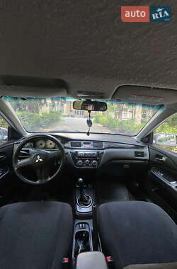 Седан Mitsubishi Lancer 2006 в  фото 7 Седан Mitsubishi Lancer 2006 в