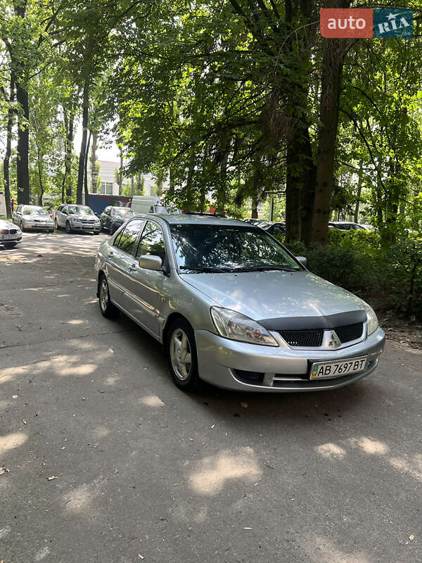 Седан Mitsubishi Lancer 2006 в Виннице фото 2 Седан Mitsubishi Lancer 2006 в Виннице