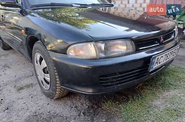 Універсал Mitsubishi Lancer 1995 в  фото 7 Універсал Mitsubishi Lancer 1995 в