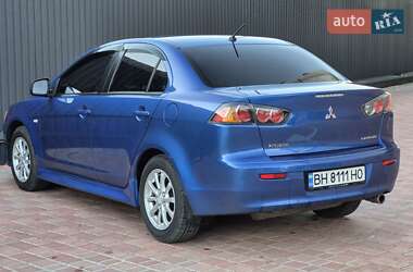 Седан Mitsubishi Lancer 2011 в  фото 14 Седан Mitsubishi Lancer 2011 в