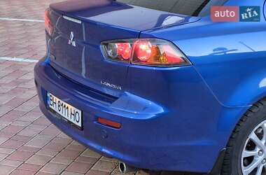 Седан Mitsubishi Lancer 2011 в  фото 24 Седан Mitsubishi Lancer 2011 в