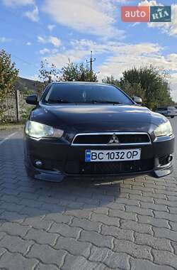 Седан Mitsubishi Lancer 2011 в  фото 33 Седан Mitsubishi Lancer 2011 в