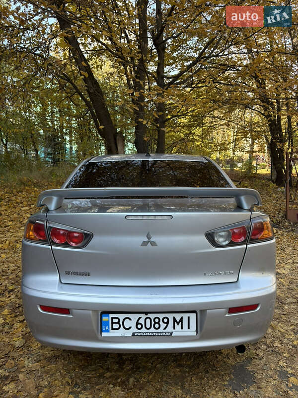 Седан Mitsubishi Lancer 2011 в Львові фото 11 Седан Mitsubishi Lancer 2011 в Львові
