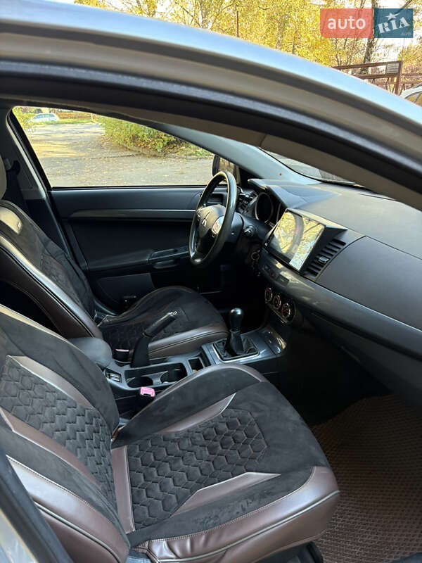 Седан Mitsubishi Lancer 2011 в Львові фото 22 Седан Mitsubishi Lancer 2011 в Львові