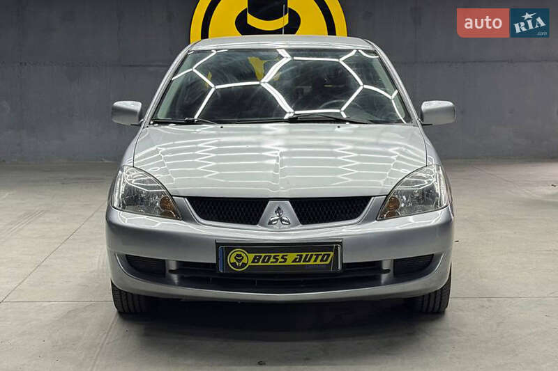 Седан Mitsubishi Lancer 2008 в Чернівцях