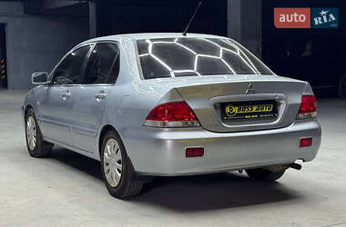Седан Mitsubishi Lancer 2008 в Черновцах