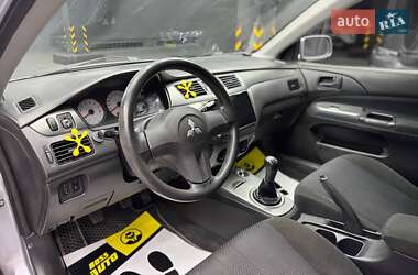 Седан Mitsubishi Lancer 2008 в Черновцах