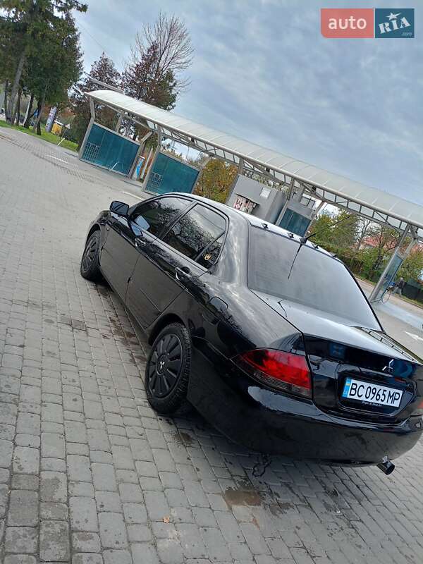 Седан Mitsubishi Lancer 2008 в Львові