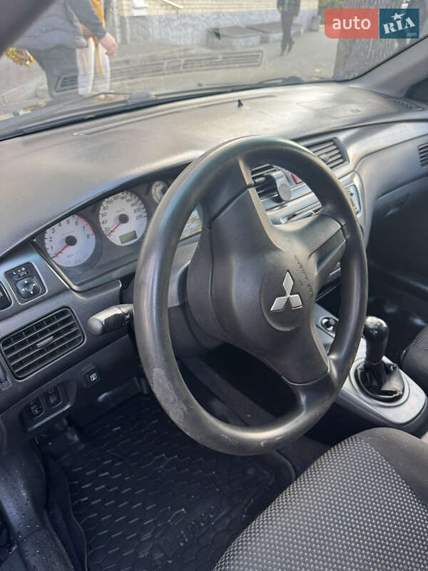 Седан Mitsubishi Lancer 2007 в Павлограде фото 5 Седан Mitsubishi Lancer 2007 в Павлограде