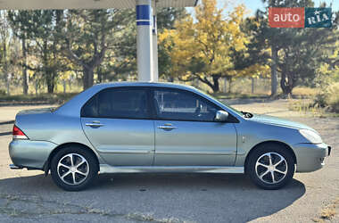 Седан Mitsubishi Lancer 2006 в  фото 4 Седан Mitsubishi Lancer 2006 в