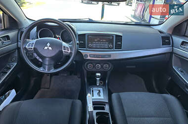 Седан Mitsubishi Lancer 2015 в 