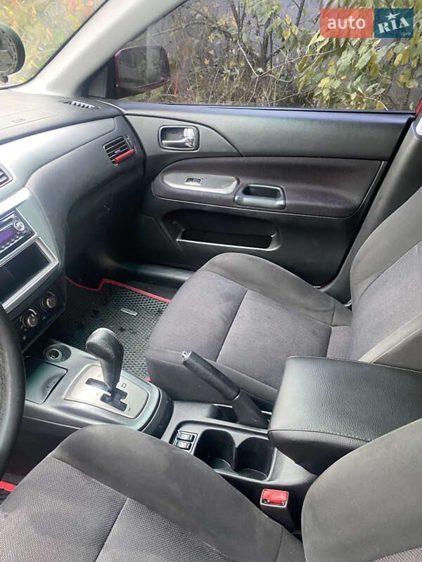 Седан Mitsubishi Lancer 2006 в Новых Петровцах фото 8 Седан Mitsubishi Lancer 2006 в Новых Петровцах