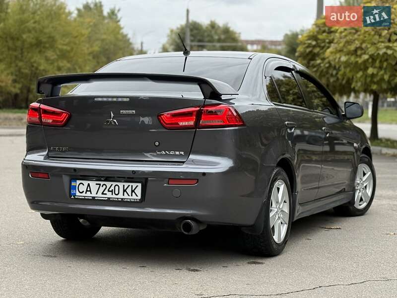 Седан Mitsubishi Lancer 2008 в Днепре