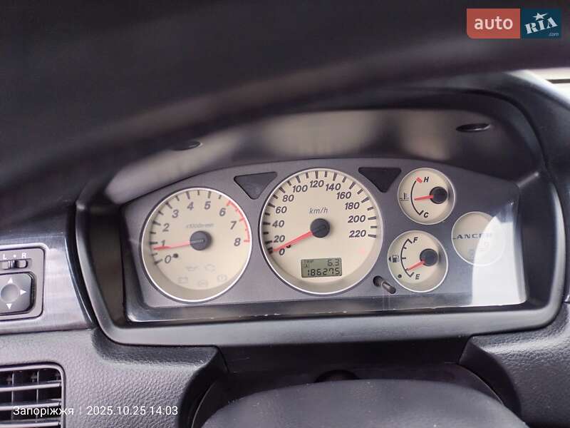 Седан Mitsubishi Lancer 2005 в Запорожье фото 7 Седан Mitsubishi Lancer 2005 в Запорожье