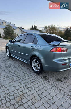 Седан Mitsubishi Lancer 2007 в  фото 10 Седан Mitsubishi Lancer 2007 в