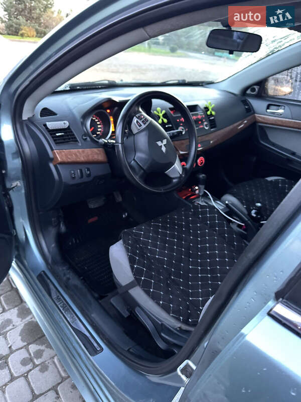 Седан Mitsubishi Lancer 2007 в Самборе