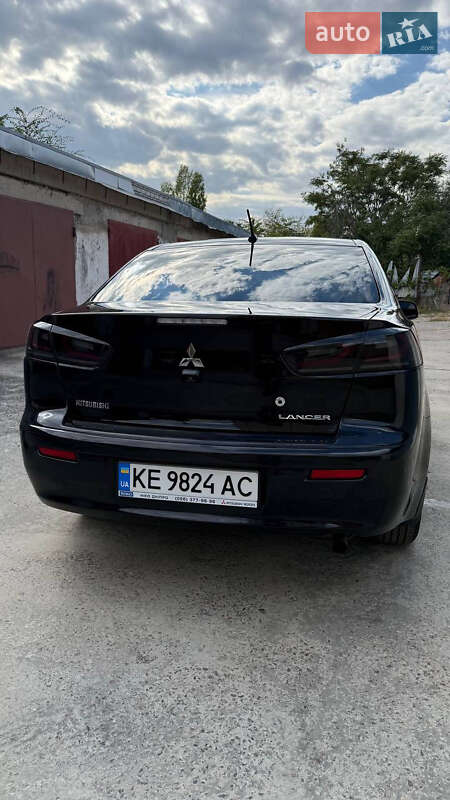 Седан Mitsubishi Lancer 2013 в Днепре