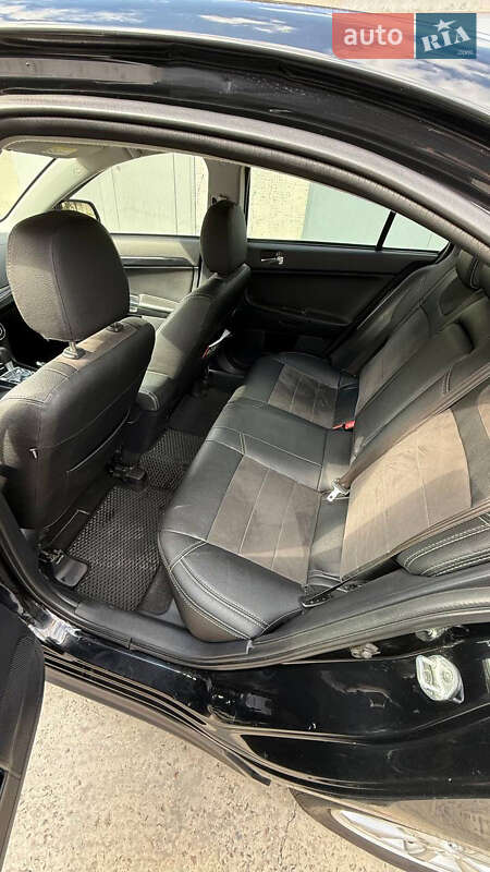 Седан Mitsubishi Lancer 2013 в Днепре