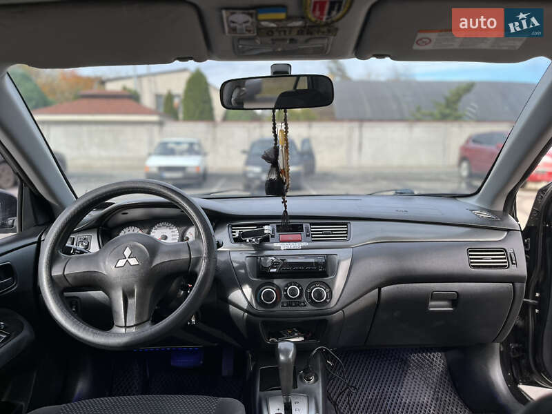 Седан Mitsubishi Lancer 2007 в Полтаве