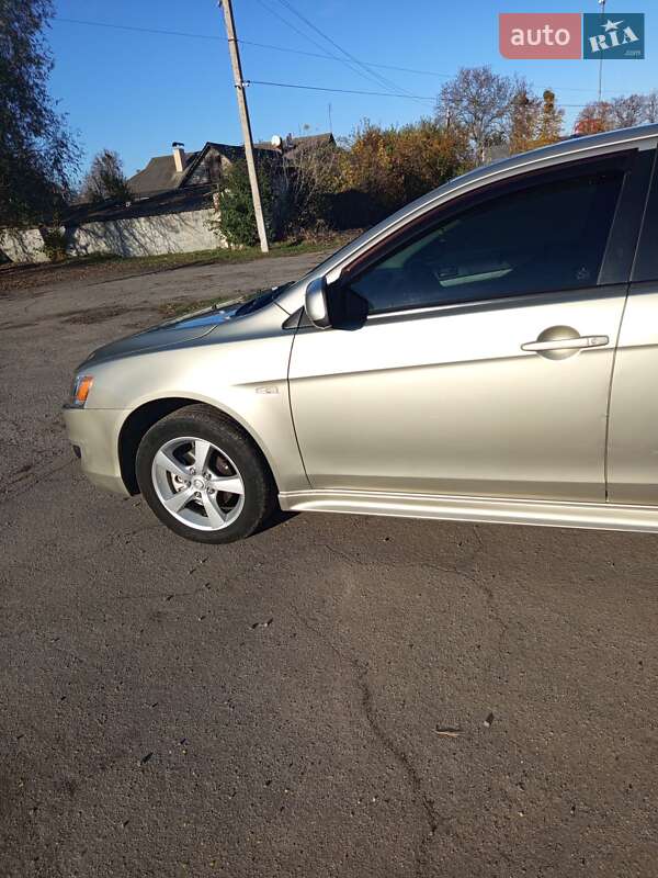 Седан Mitsubishi Lancer 2007 в Христиновке