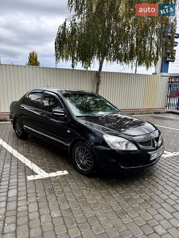 Седан Mitsubishi Lancer 2005 в Кременчуге фото 5 Седан Mitsubishi Lancer 2005 в Кременчуге