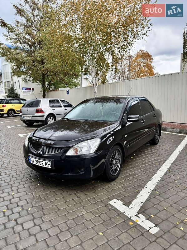 Седан Mitsubishi Lancer 2005 в Кременчуге фото 7 Седан Mitsubishi Lancer 2005 в Кременчуге