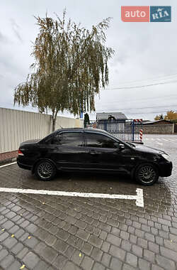 Седан Mitsubishi Lancer 2005 в  фото 11 Седан Mitsubishi Lancer 2005 в