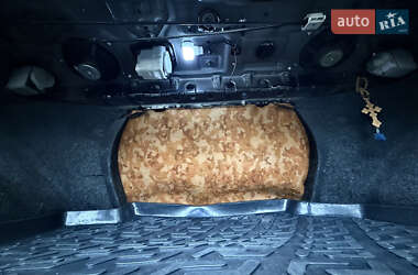 Седан Mitsubishi Lancer 2005 в  фото 24 Седан Mitsubishi Lancer 2005 в