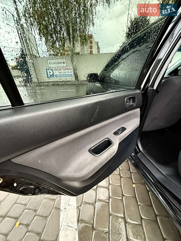Седан Mitsubishi Lancer 2005 в Кременчуге фото 34 Седан Mitsubishi Lancer 2005 в Кременчуге