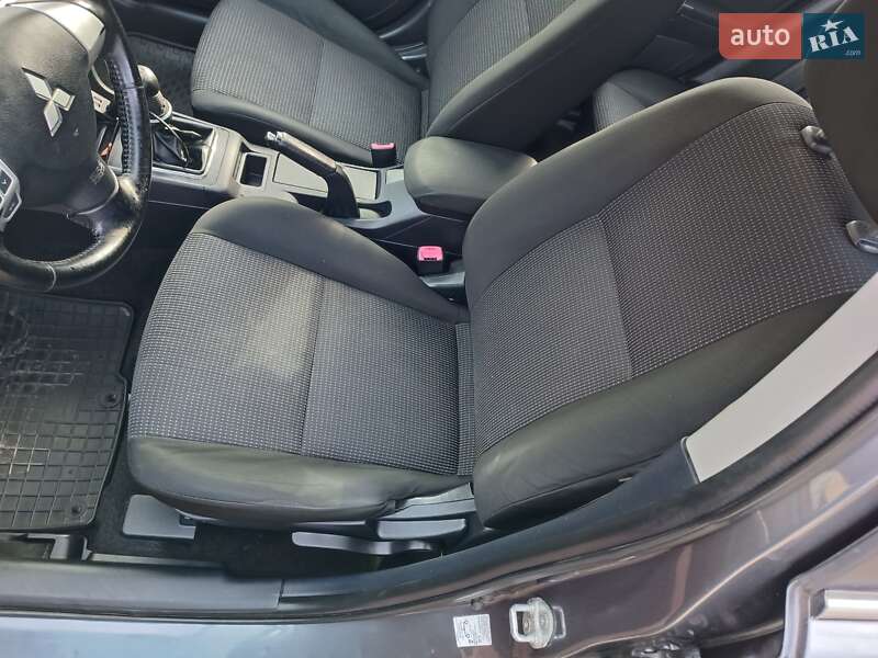 Хэтчбек Mitsubishi Lancer 2011 в Харькове фото 18 Хэтчбек Mitsubishi Lancer 2011 в Харькове