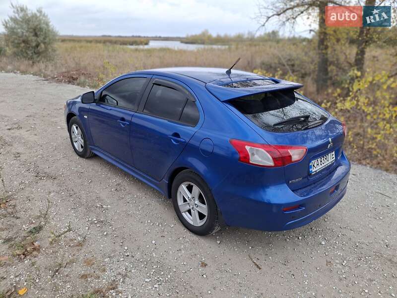 Хетчбек Mitsubishi Lancer 2008 в Новомосковську