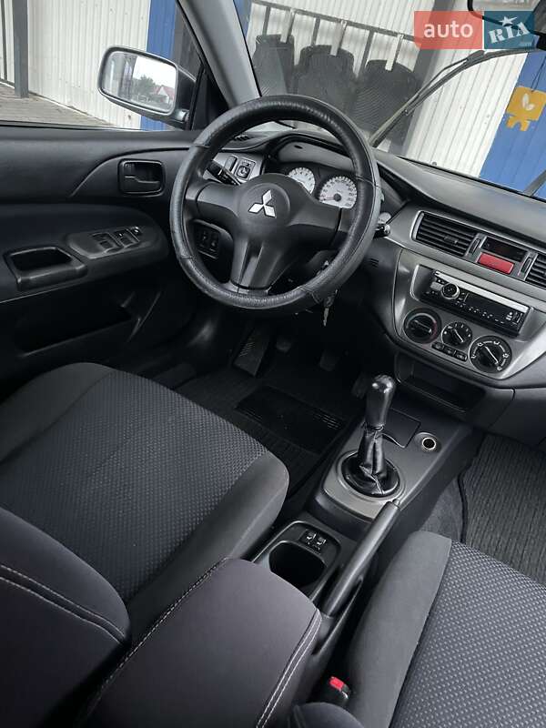 Седан Mitsubishi Lancer 2007 в Чемерівцях