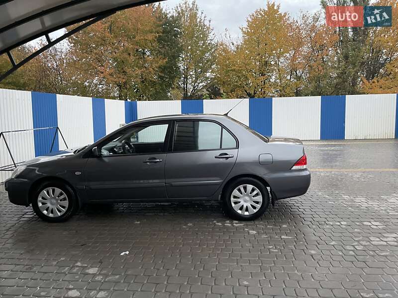 Седан Mitsubishi Lancer 2007 в Чемерівцях