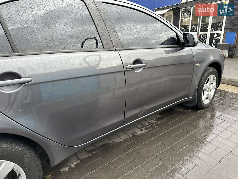 Седан Mitsubishi Lancer 2008 в Чернігові фото 27 Седан Mitsubishi Lancer 2008 в Чернігові