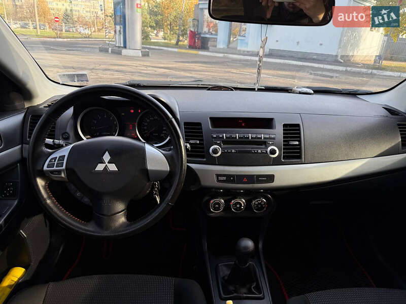 Седан Mitsubishi Lancer 2011 в Полтаве фото 8 Седан Mitsubishi Lancer 2011 в Полтаве