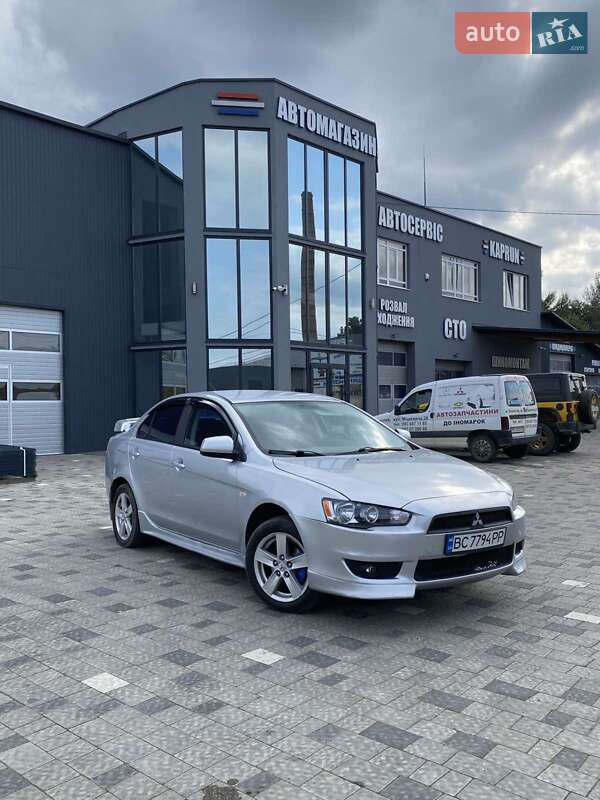 Седан Mitsubishi Lancer 2009 в Турці