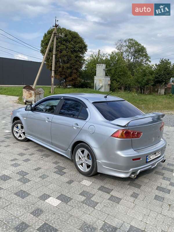 Седан Mitsubishi Lancer 2009 в Турці