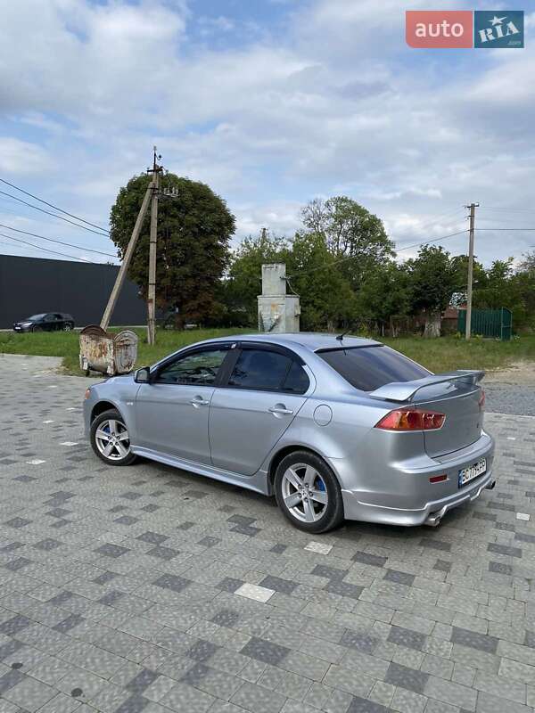 Седан Mitsubishi Lancer 2009 в Турці