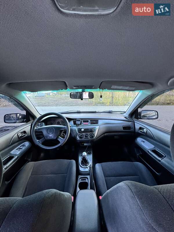 Седан Mitsubishi Lancer 2006 в Черновцах фото 10 Седан Mitsubishi Lancer 2006 в Черновцах