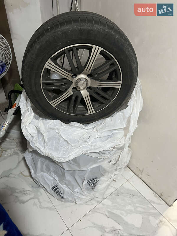 Седан Mitsubishi Lancer 2004 в Обухове фото 6 Седан Mitsubishi Lancer 2004 в Обухове