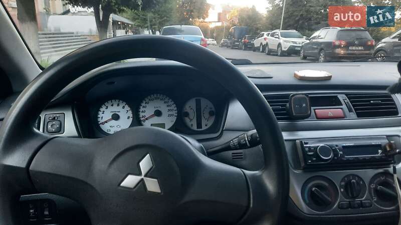 Седан Mitsubishi Lancer 2008 в Киеве фото 12 Седан Mitsubishi Lancer 2008 в Киеве