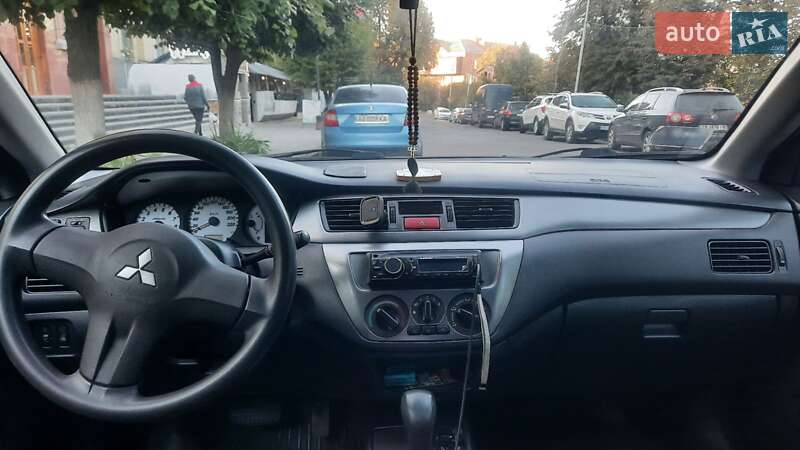Седан Mitsubishi Lancer 2008 в Киеве фото 13 Седан Mitsubishi Lancer 2008 в Киеве